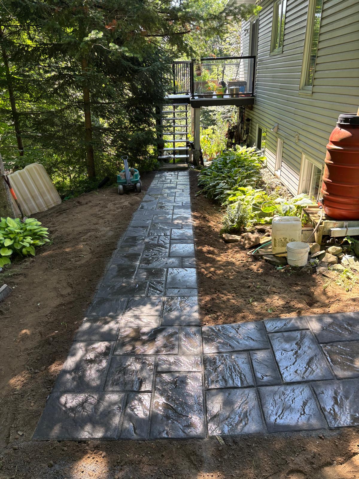 Sentier en Pavé Uni
